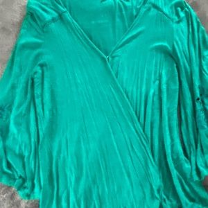 Maurice’s 3/4 sleeved shirt. Size S